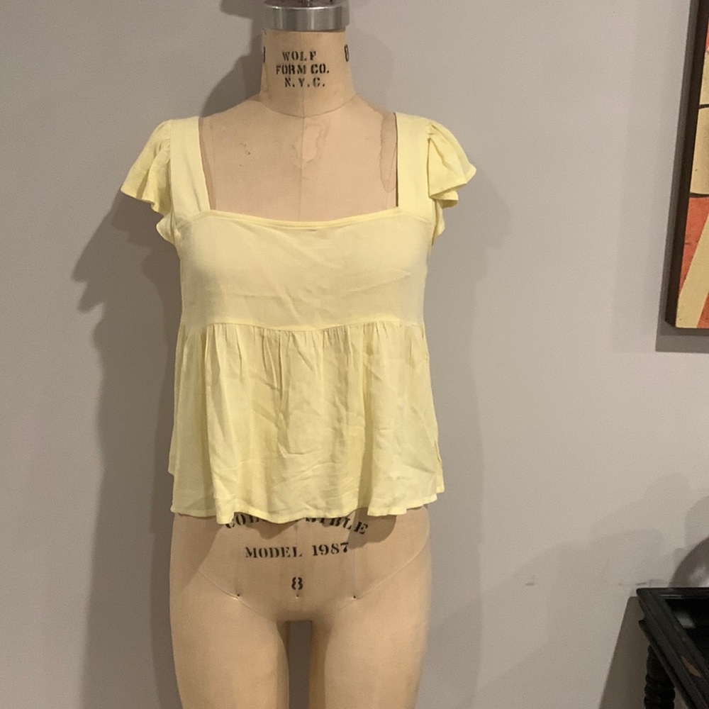 Ruffle Top